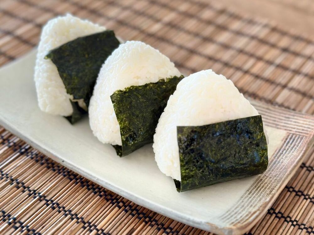 large_onigiri.jpg